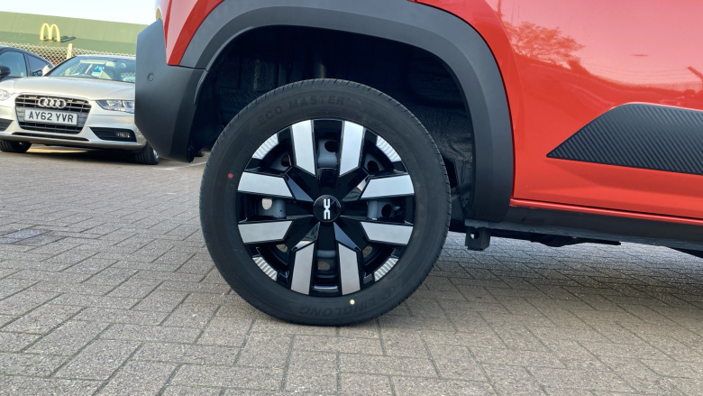 Dacia Spring 27kWh Expression 65 48kW 5dr Auto Electric Hatchback